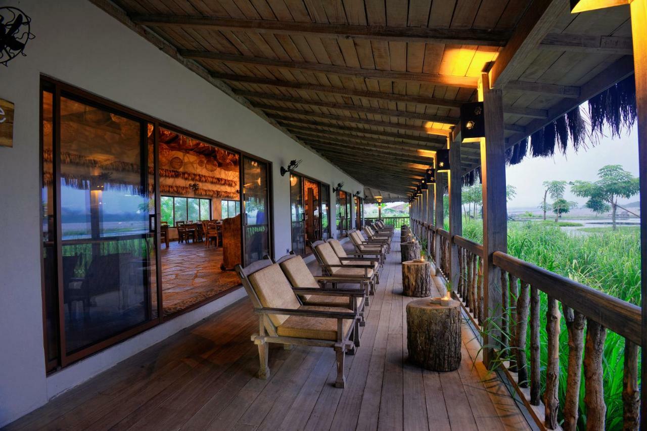 Barahi Jungle Lodge Meghauli Luaran gambar